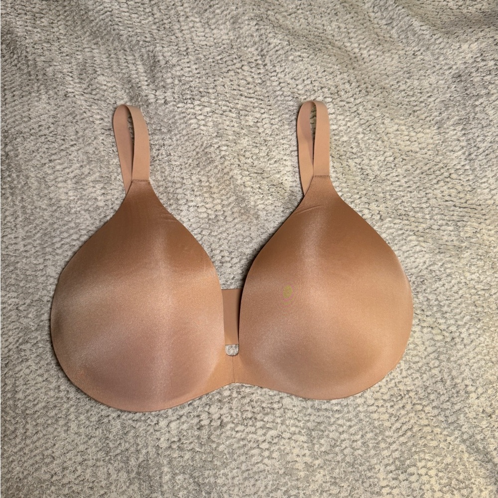 Never worn Skims 36DDD padded nude bra